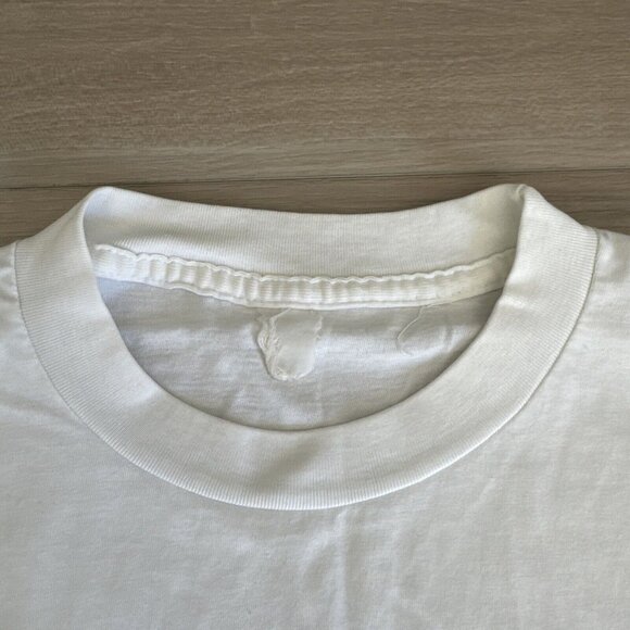 Vintage 90’s Cancun Mexico Dolphins T Shirt Size Large Single‎ Stitch - Picture 3 of 8